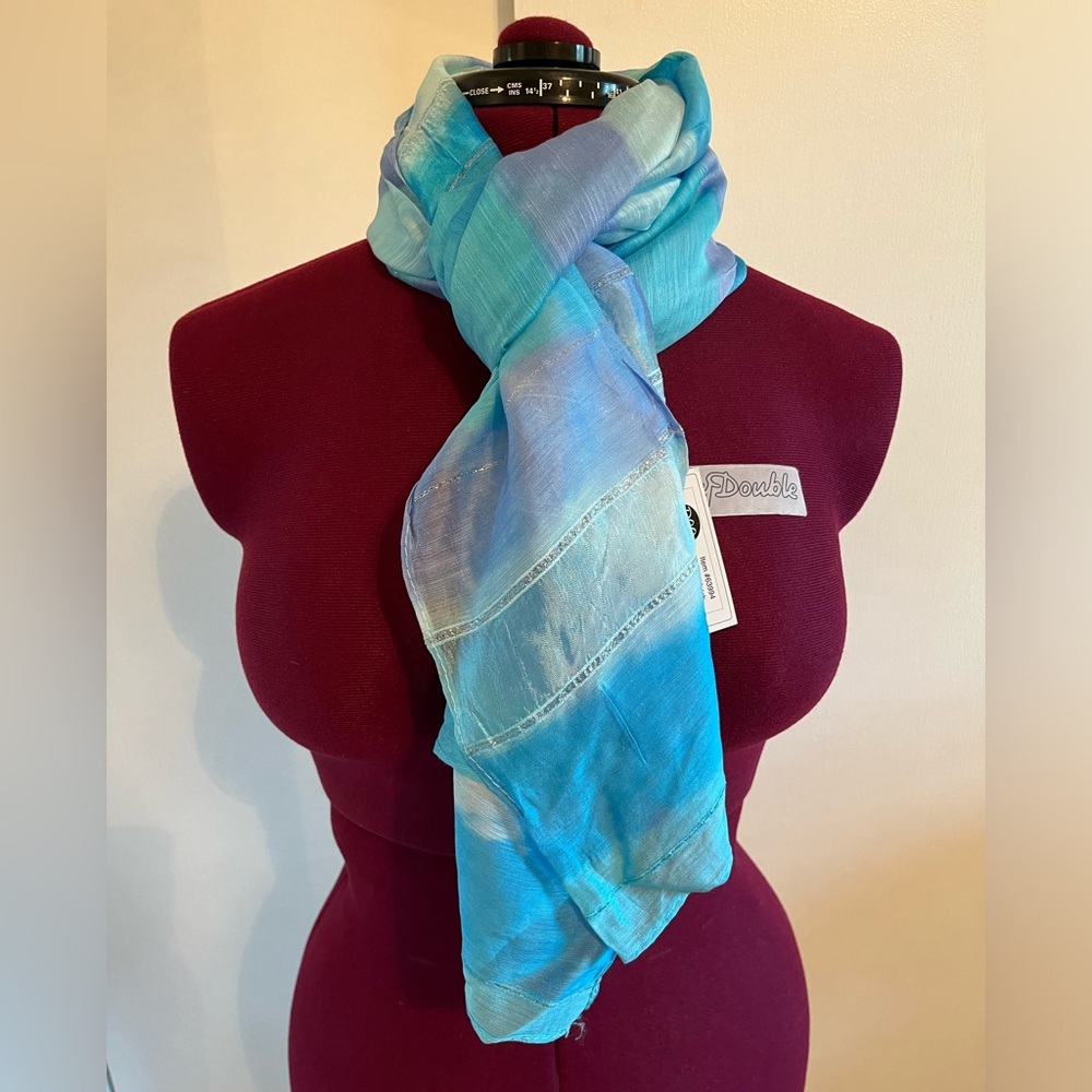 NWT Fashion Scarf